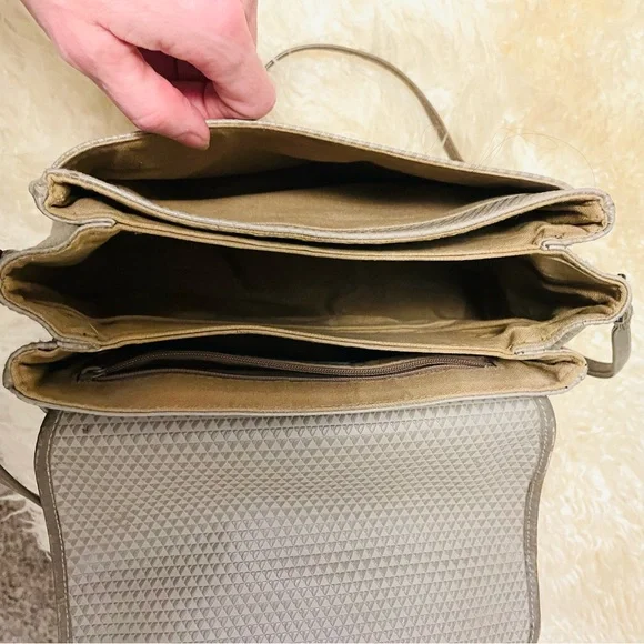 Vintage 80’s Leather Liz Claiborne Bag - Picture 5 of 7